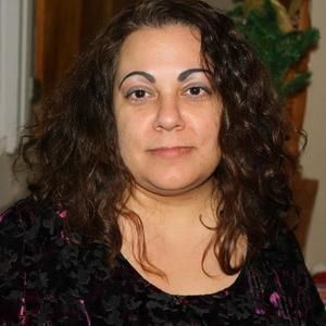 Meet your Posher, Simone